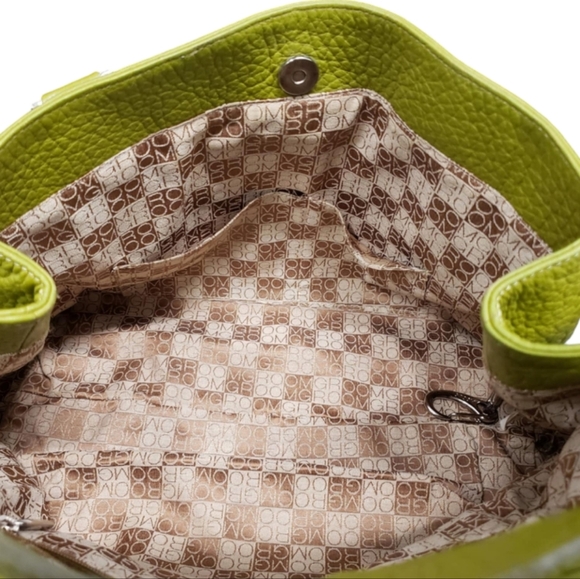 Groom Paris Green Pebbled Leather Shoulder Bag - Picture 16 of 16